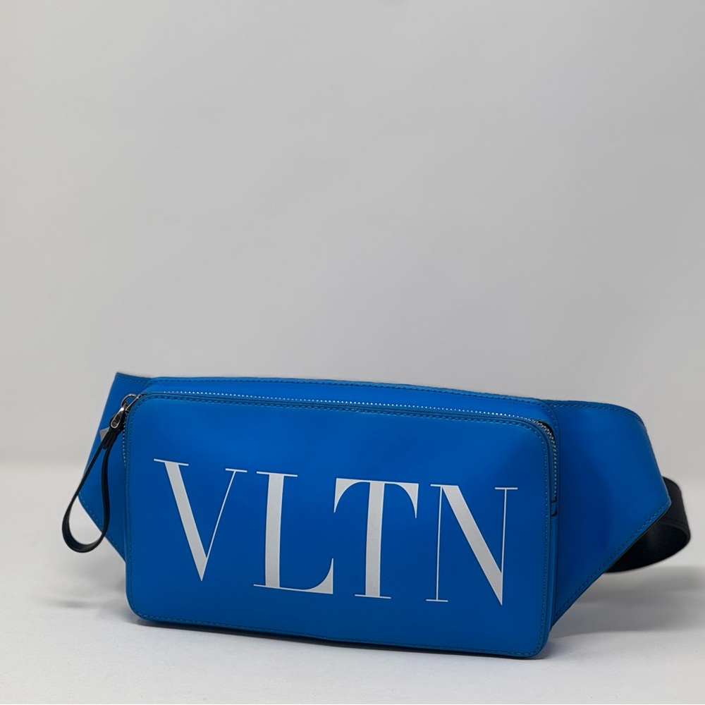 💯Authentic VALENTINO GARVANI Leather Belt Bag- Blue